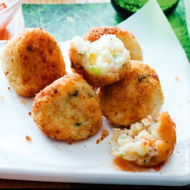 CROQUETTES; BACON & CHEESE: – created on the CHEF CHEF app for iOS