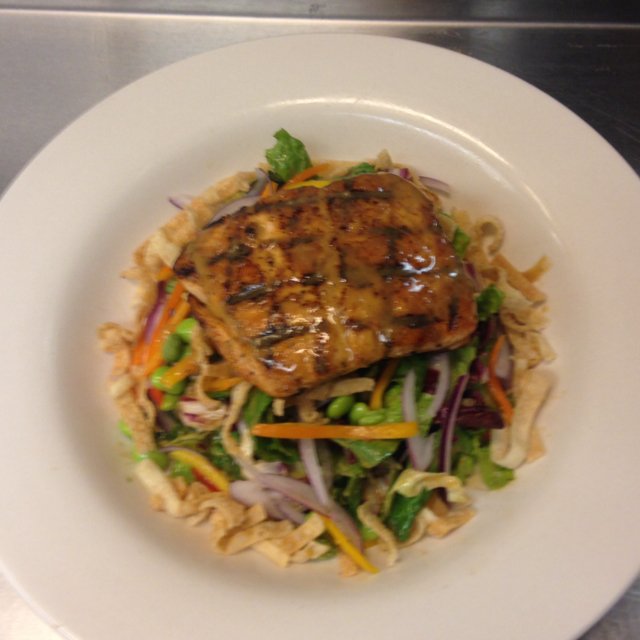 Sesame Ginger Salmon Salad – created on the CHEF CHEF app for iOS