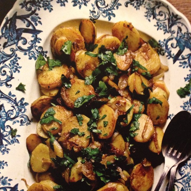 Potatoes a Ka lyonnaise