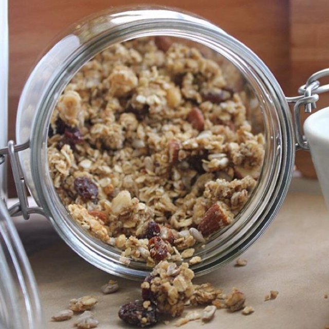 Sund, sprød og lækker granola – created on the CHEF CHEF app for iOS