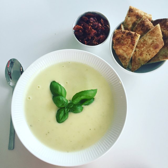 Kartoffel/Porre suppe – created on the CHEF CHEF app for iOS