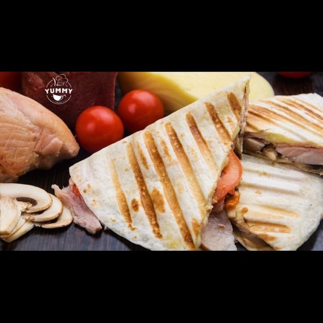 КЕСАДИЛЬЯ С КУРИЦЕЙ И СЫРОМ  – created on the CHEF CHEF app for iOS