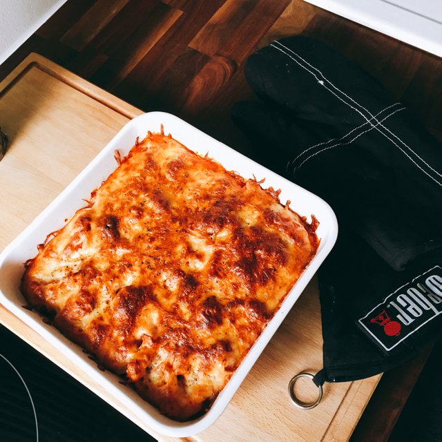 Ovnbagt pasta med pølser – created on the CHEF CHEF app for iOS