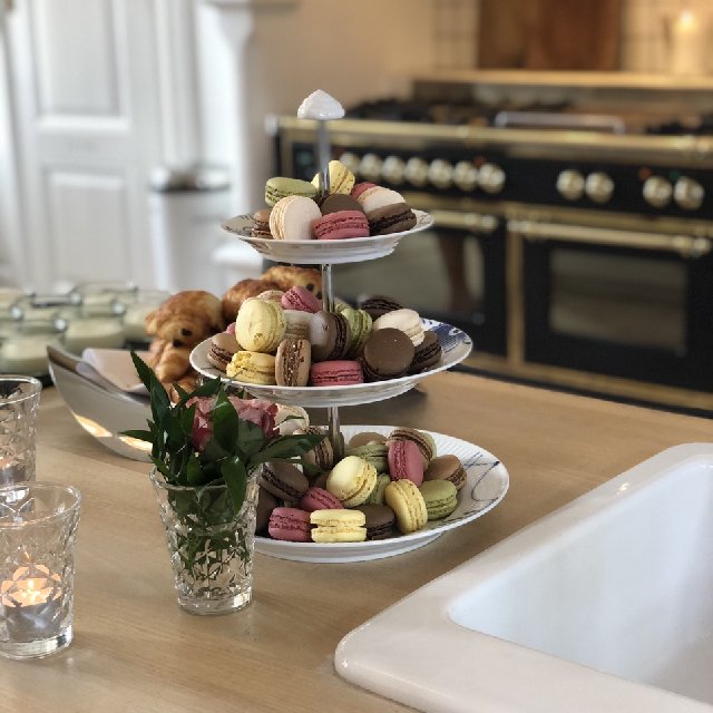 Macarons med creme – created on the CHEF CHEF app for iOS