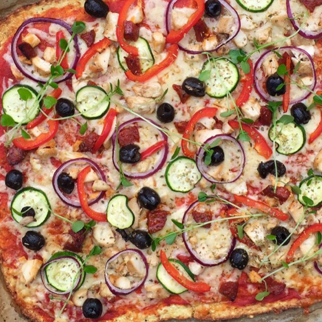 MIDDAG: Blomkålspizza – created on the CHEF CHEF app for iOS