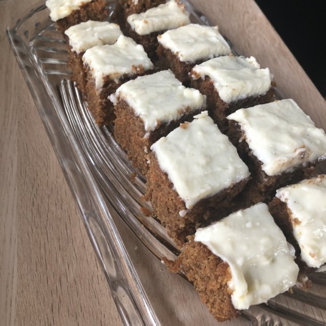 Gulerodskage med ostecreme – created on the CHEF CHEF app for iOS