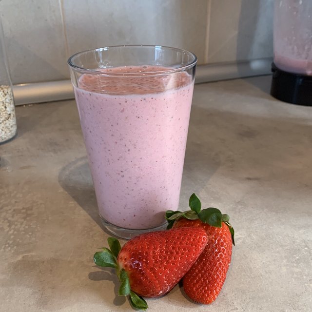 Smoothie med bær – created on the CHEF CHEF app for iOS
